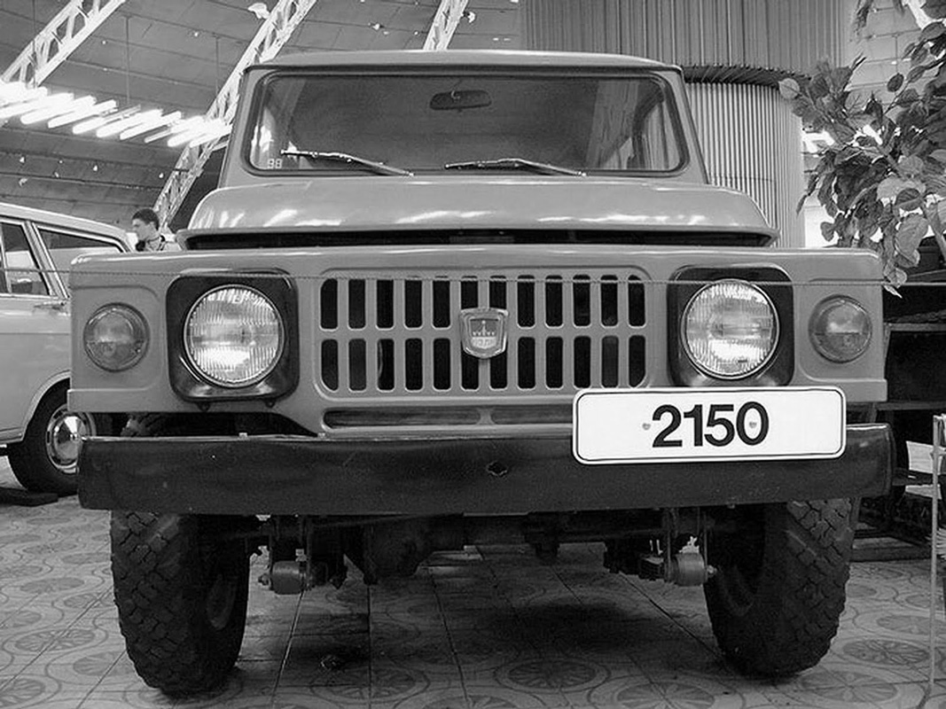 Автомодельное бюро: "Москвич-2150"