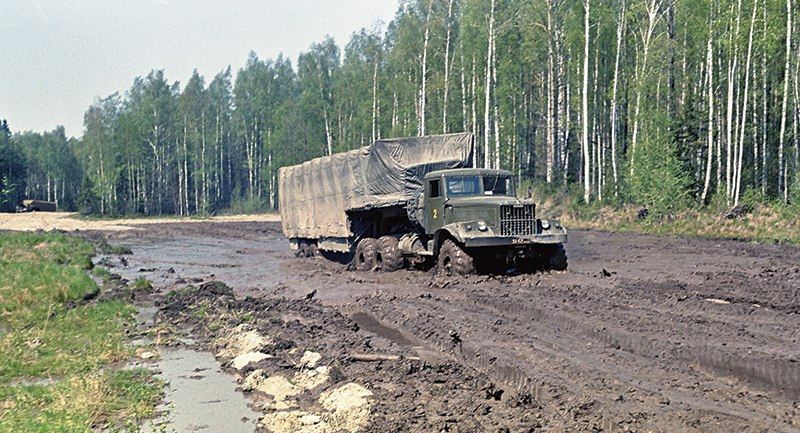 ММЗ-881