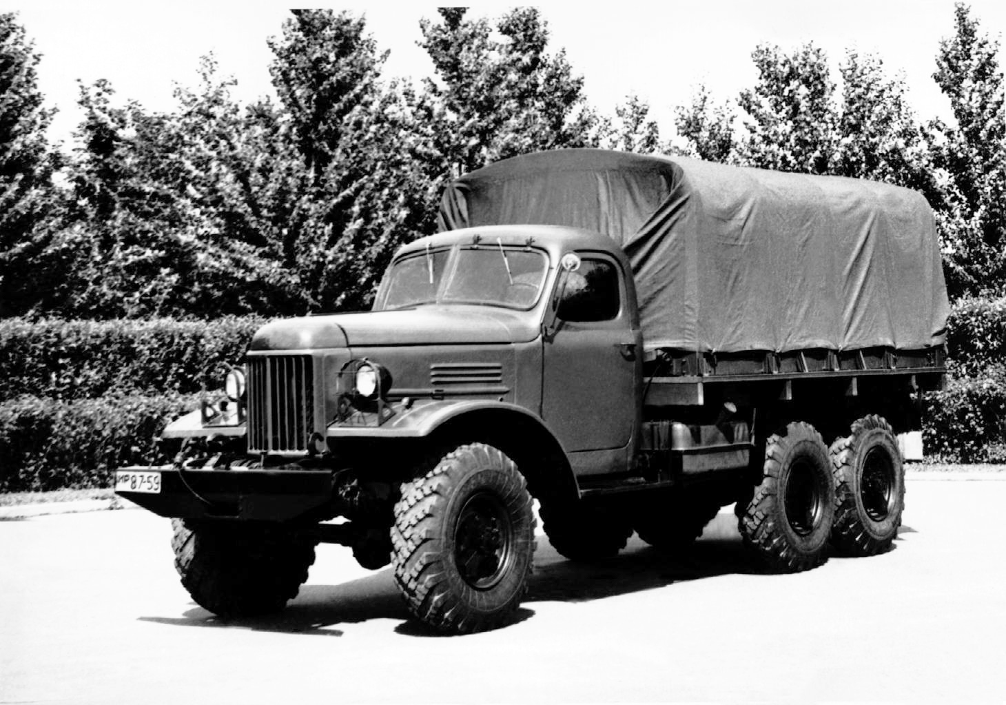 ЗИЛ-157